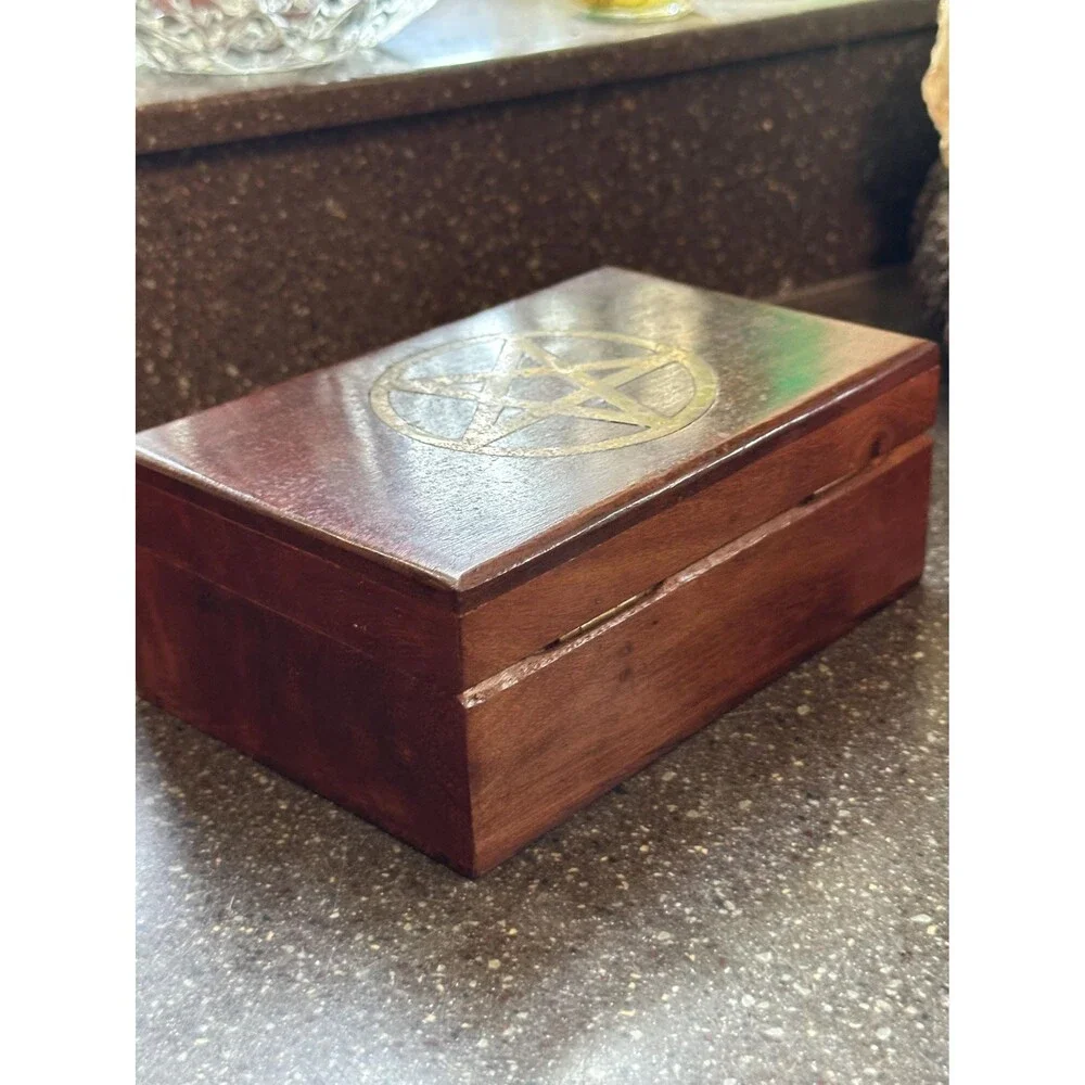 Unbranded vintage woden